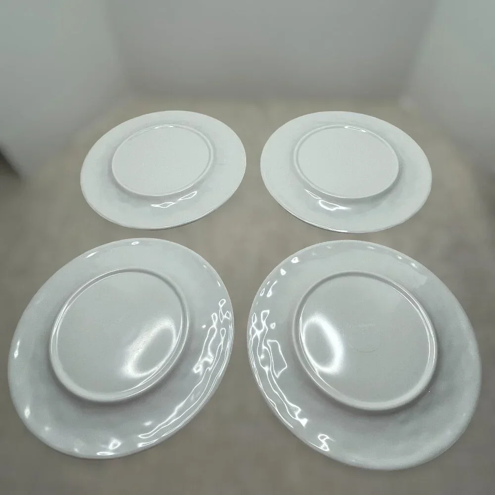 Crate & Barrel Floral Pattern Melamine 10.5 Diameter Dinner Plates Set of 4